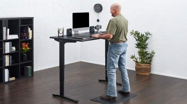 Editorial illustration for More Than Cushion: The Two Ways Standing Desk Mats Fight Fatigue